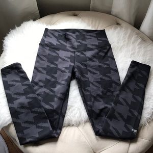Alo Yoga workout high waisted leggings